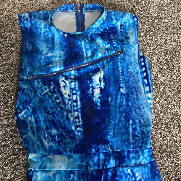 Jumpsuit! - Picture 2 of 9